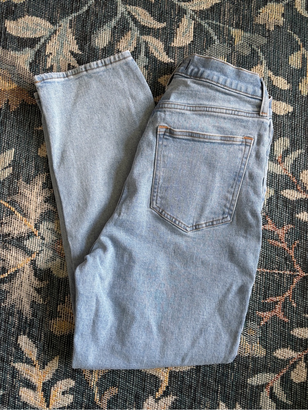 Abercrombie & Fitch Curve Love The Ankle Straight Ultra High Rise Jeans Size 28